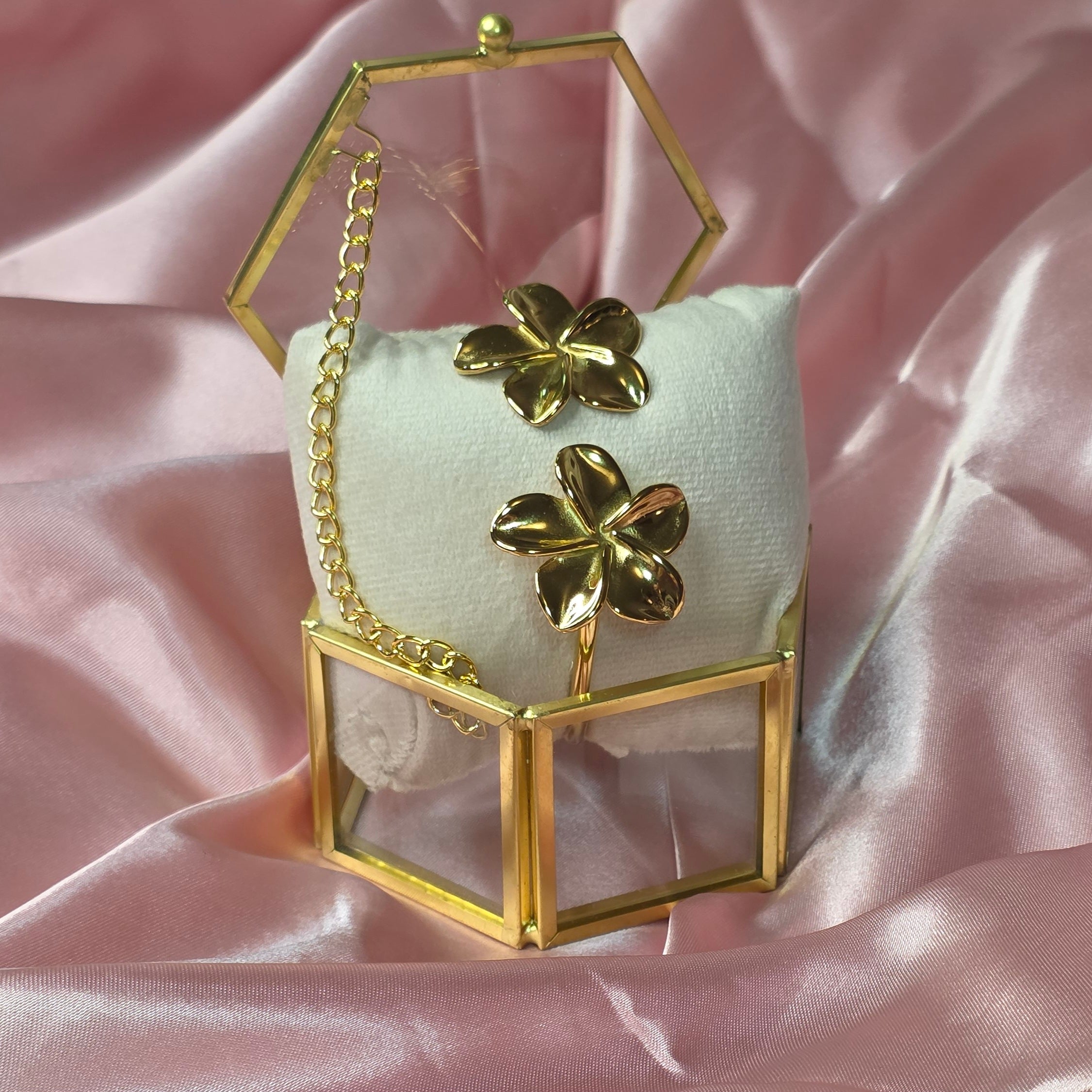 ✨Flora Bangle Bracelet