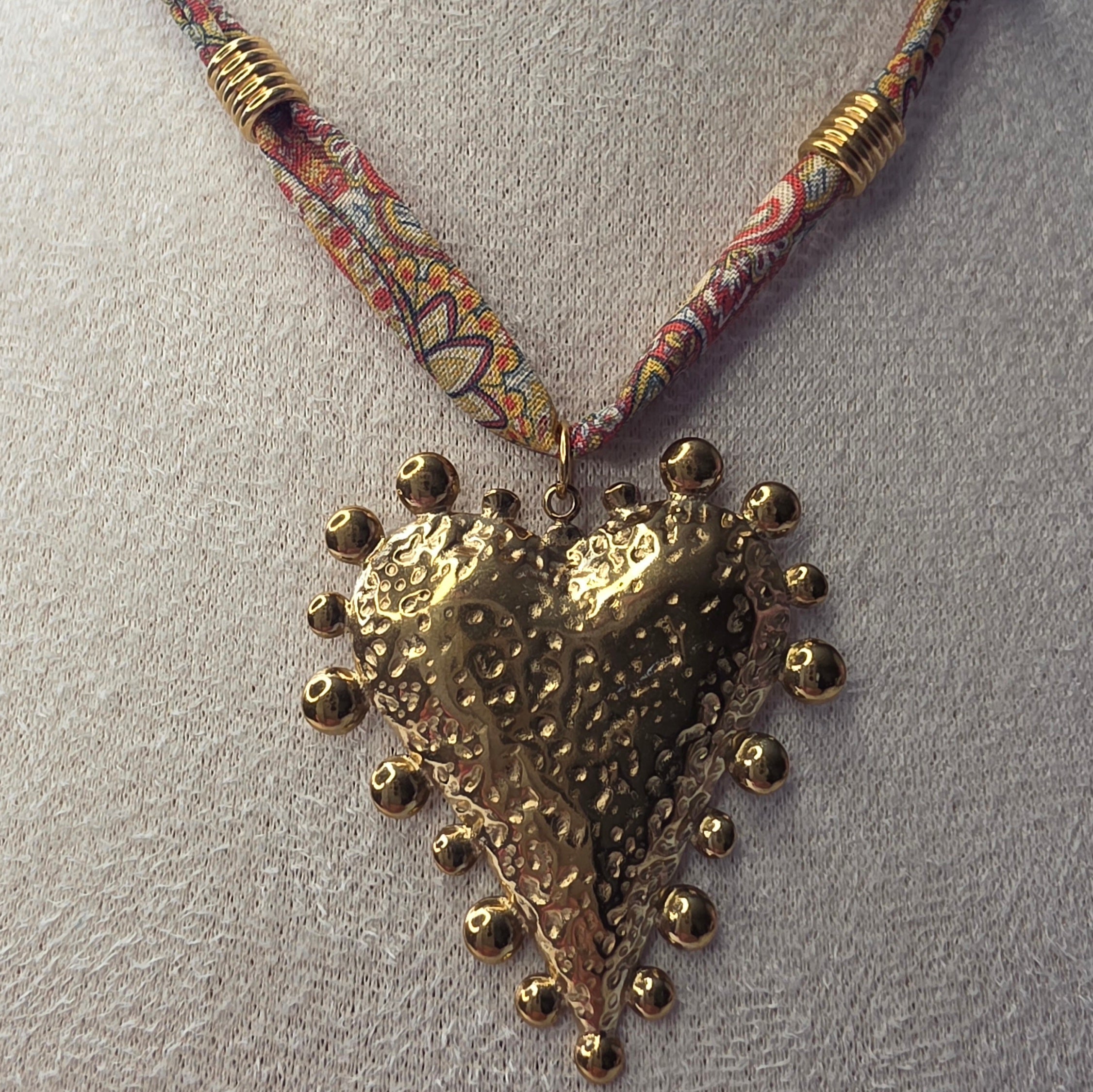 Collier Dalia
