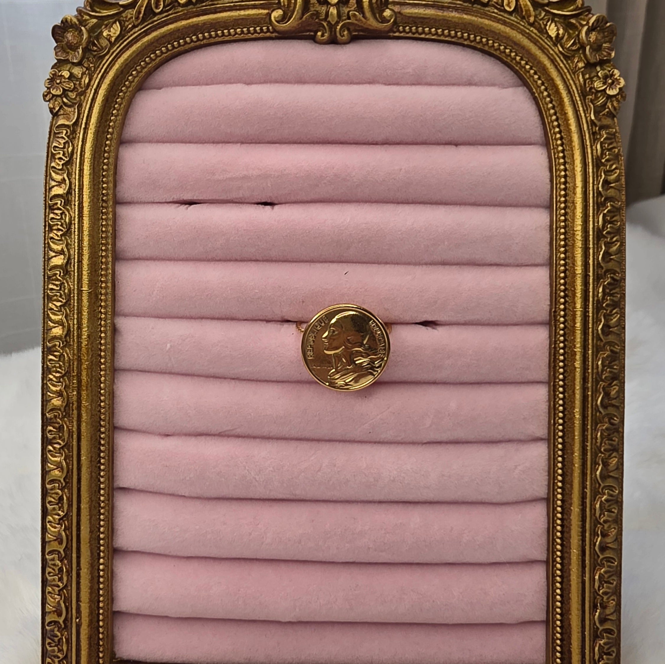 ☀️ Marianne Ring