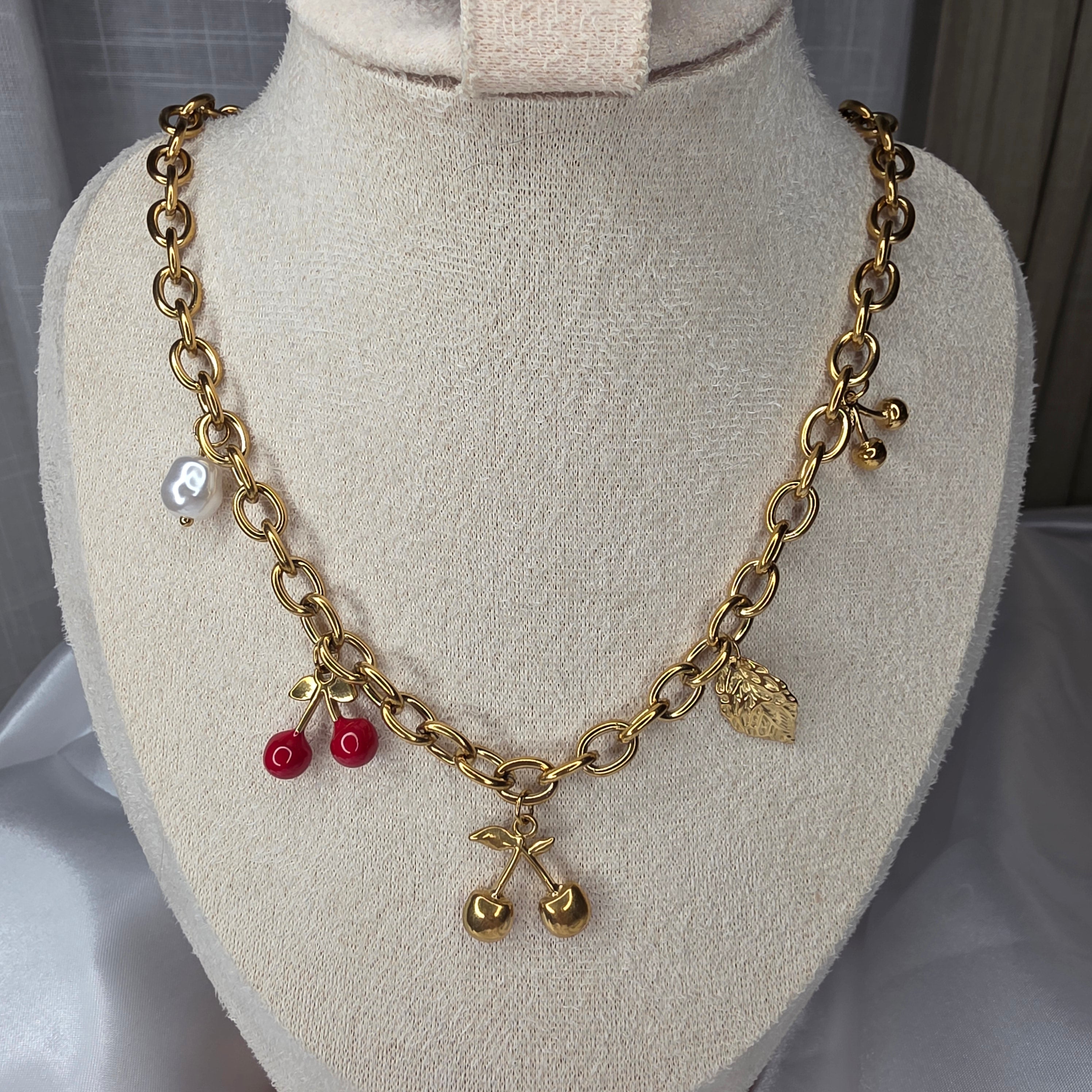Collier Cerise