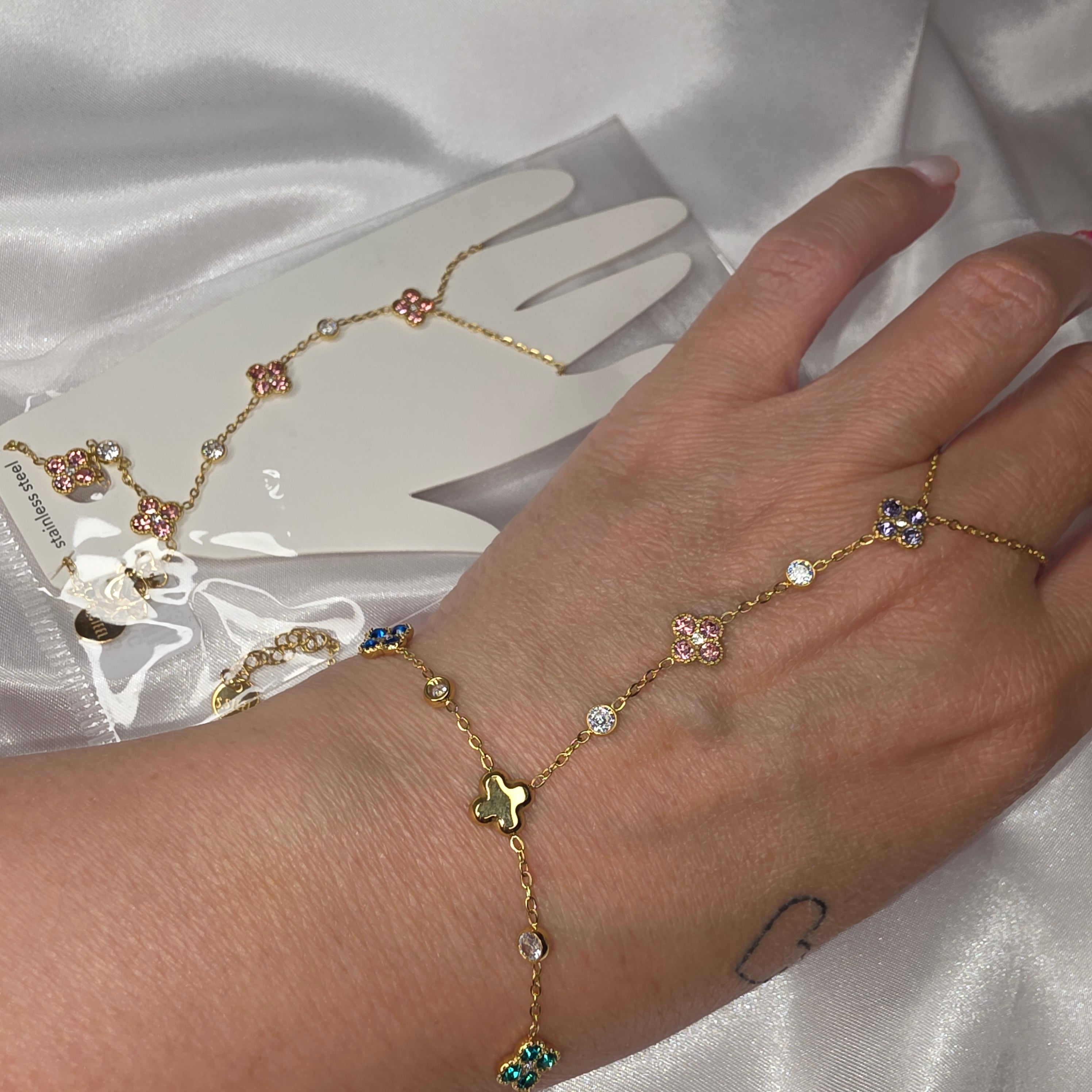 Bracelet de main trèfle scintillant Mallaury