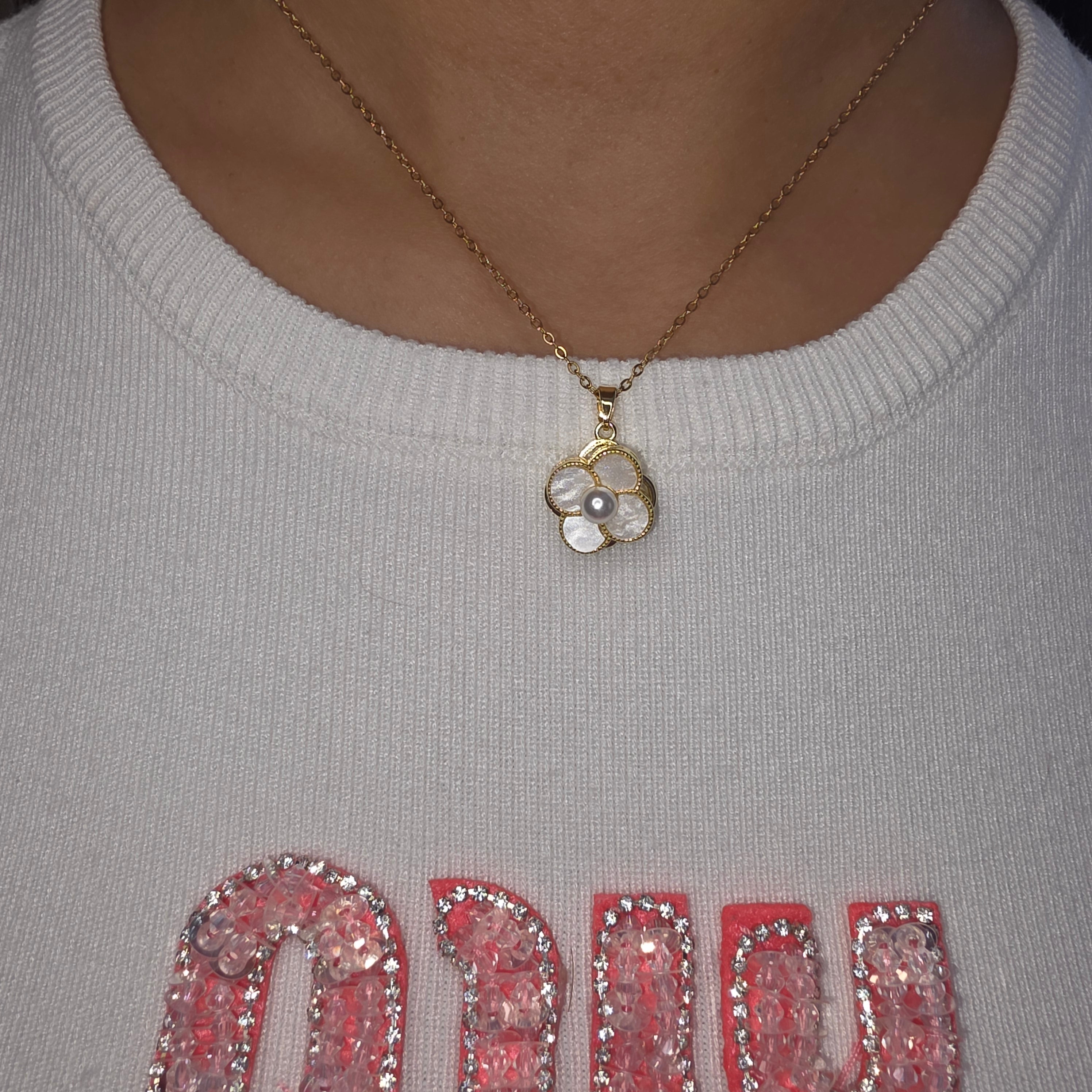 Collier Anti-Stress Fleur Blanche