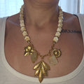 Collier Feuille Beige